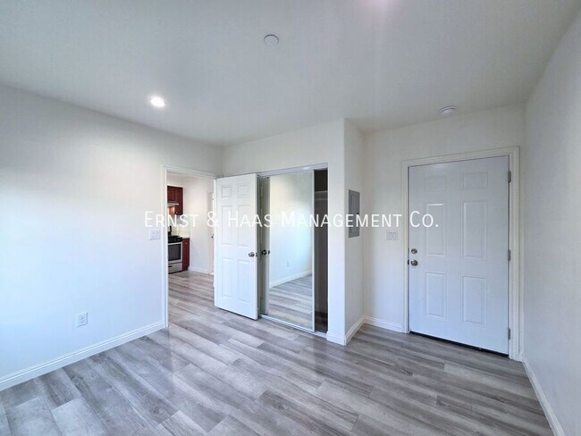 Building Photo - 1759 Cerritos Ave