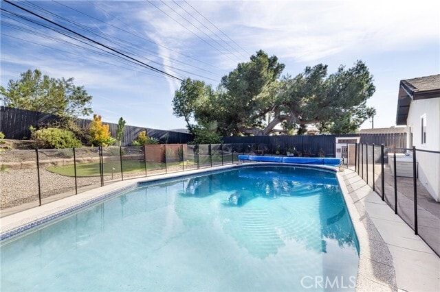 Building Photo - 2620 Calle Limonero