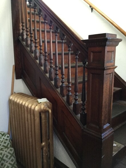 Front Stairs to 2nd floor - 816 Ashland Ave