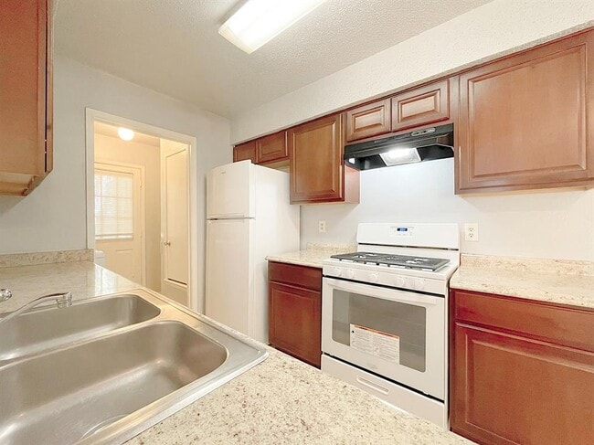 Building Photo - 12414 Deer Falls Dr