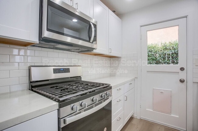 Building Photo - 8019 Paseo Del Ocaso