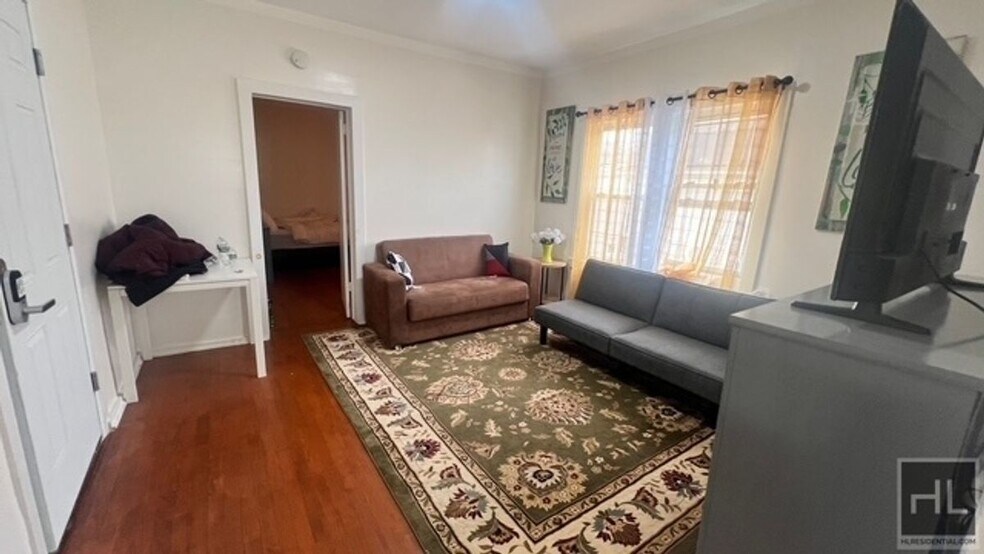 Building Photo - 115-50-115149 149th St