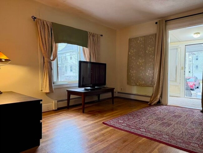 Building Photo - 24 Arden St