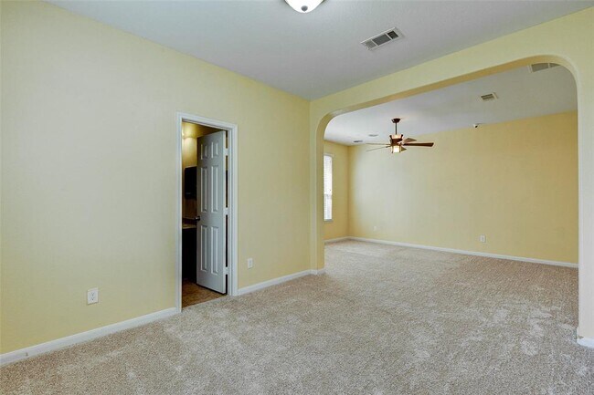 Building Photo - 13306 Misting Falls Ln