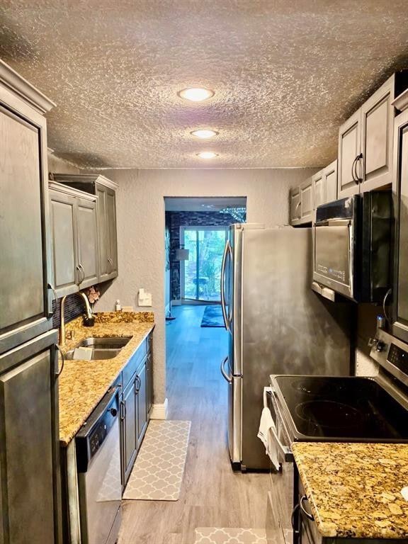 Building Photo - 1833 NW 12th Ave