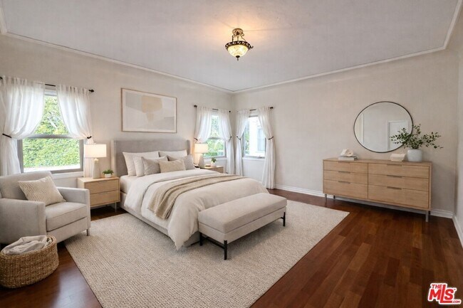 Building Photo - 1227 Ridgeley Dr