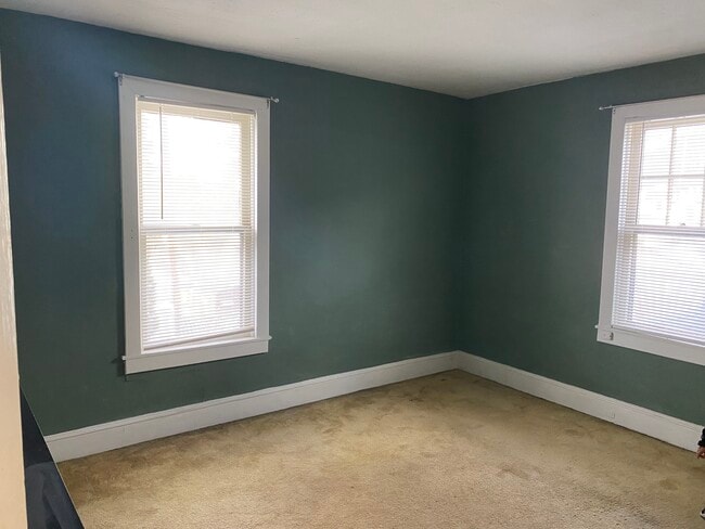 Building Photo - 1211 Wood St