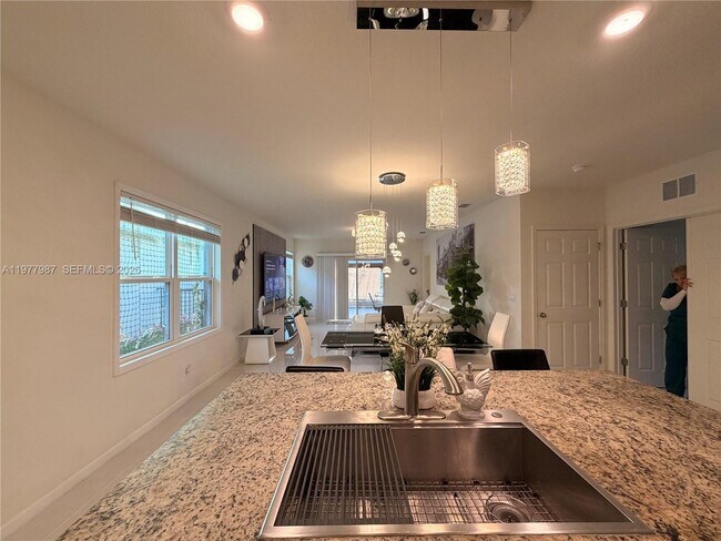 Building Photo - 12422 Rimini Wy