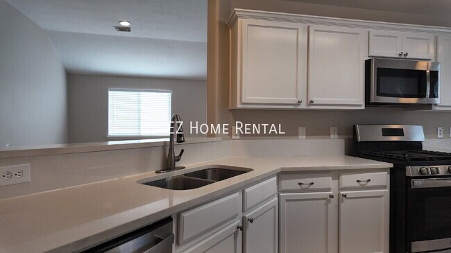 Building Photo - 23919 Clipper Hill Ln