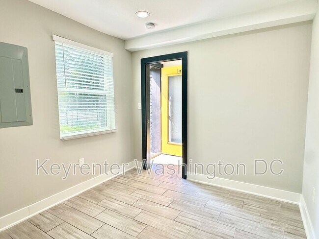 Building Photo - 1804 Benning Rd NE