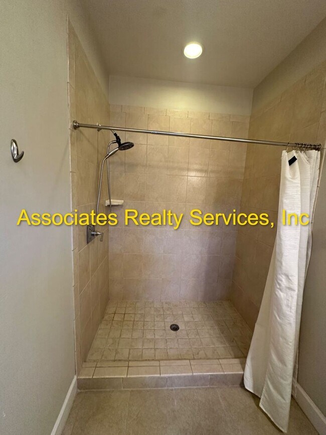 Building Photo - Live in Haile Market Square!  Now Available – 2nd Floor 3BR/2BA unit