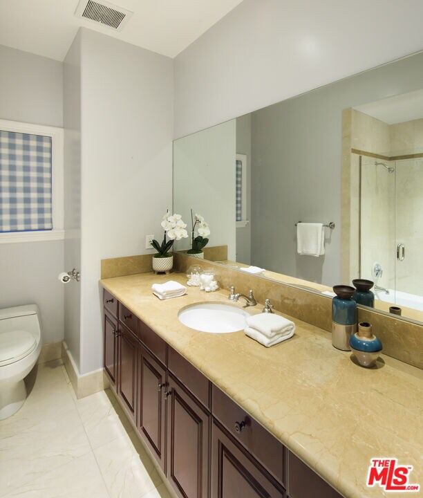 Building Photo - 3016 Elvido Dr