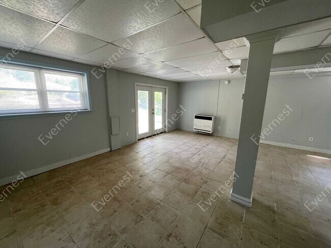 Building Photo - 5201 Mike Dr