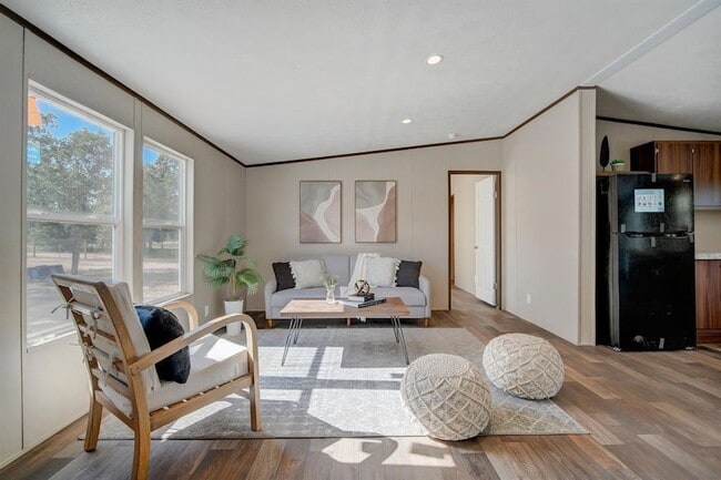 Building Photo - 146 Shadow Oak Dr