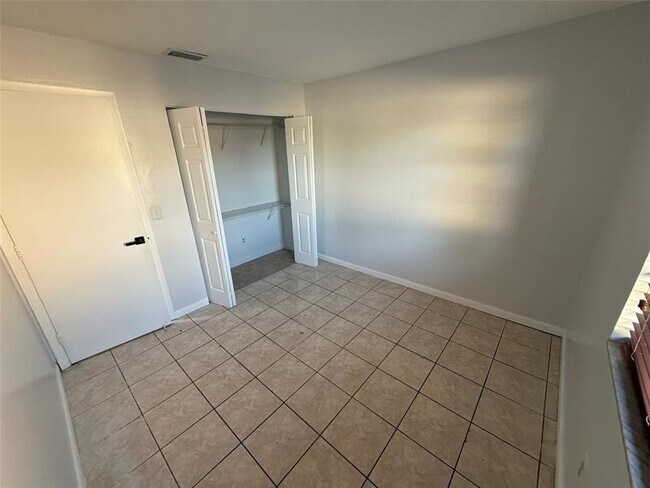 Building Photo - 2451 SW 86th Ave