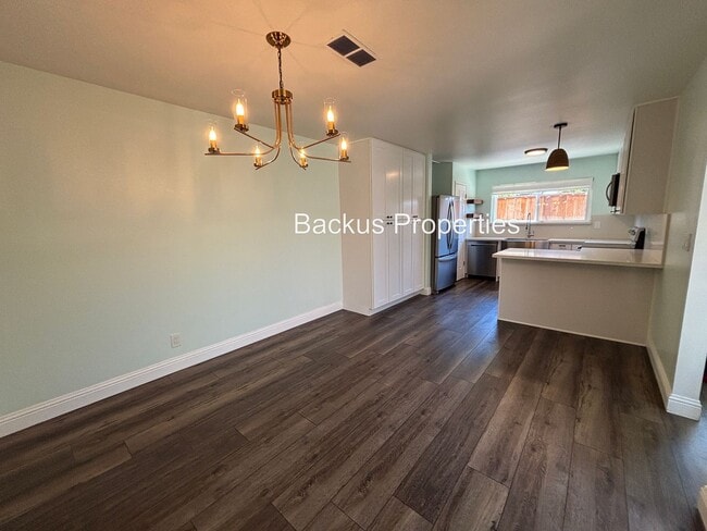 Building Photo - Lovely Los Olivos Condo