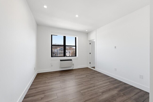 Building Photo - 43-49-49 Van Wagenen Ave