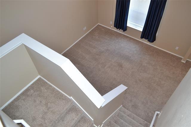 Building Photo - 8525 Heather Ridge Dr