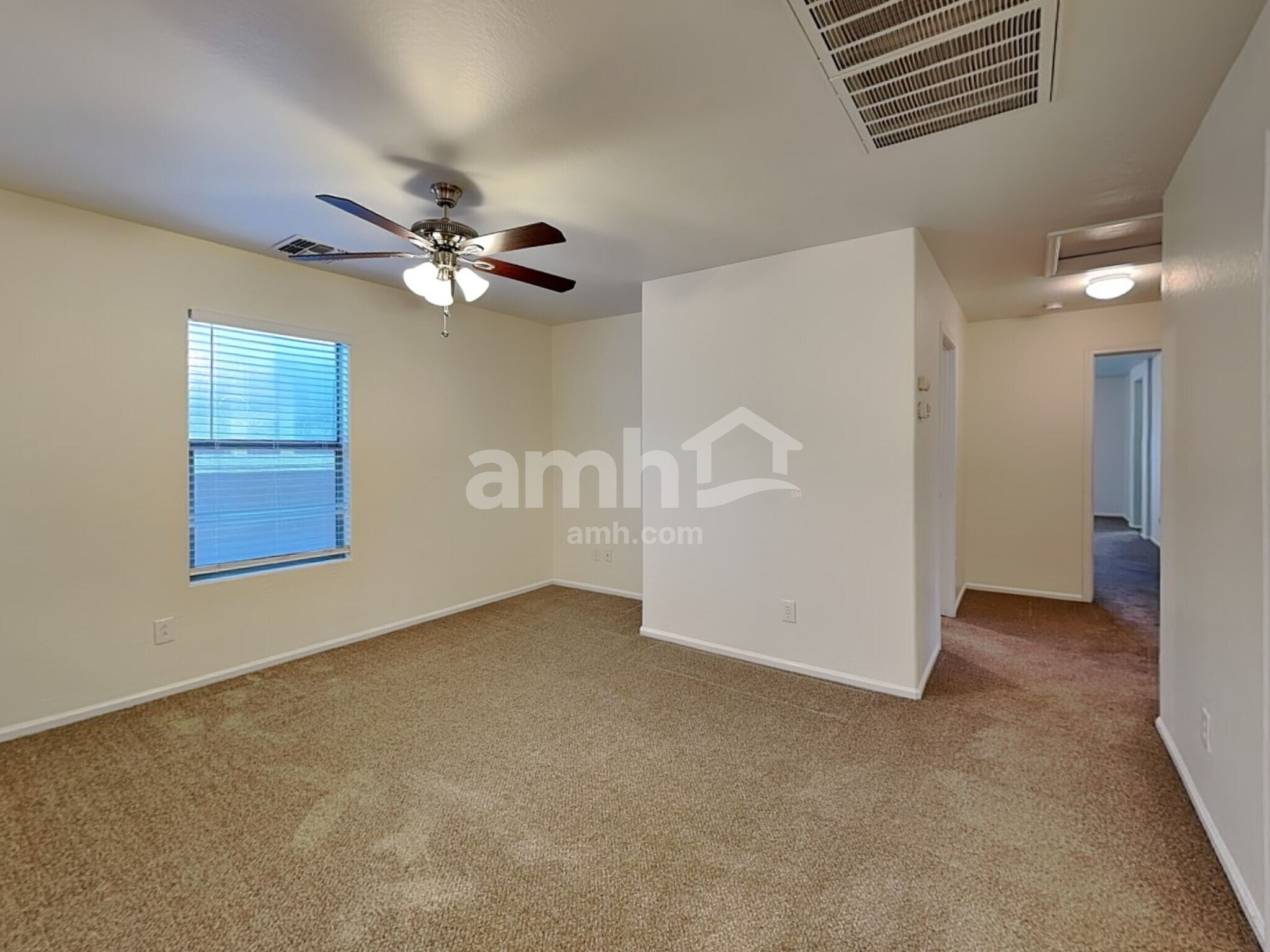 Building Photo - 1033 S Deerfield Ln