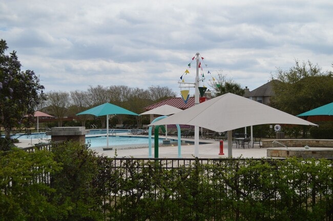 Building Photo - Falcon Pointe Beauty - $2595