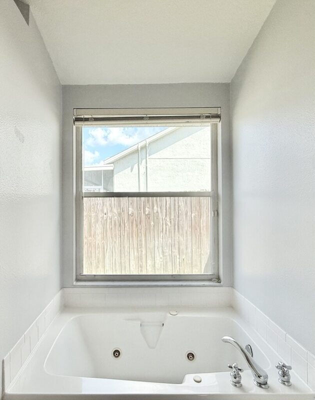 Building Photo - 4768 Ridgemoor Cir