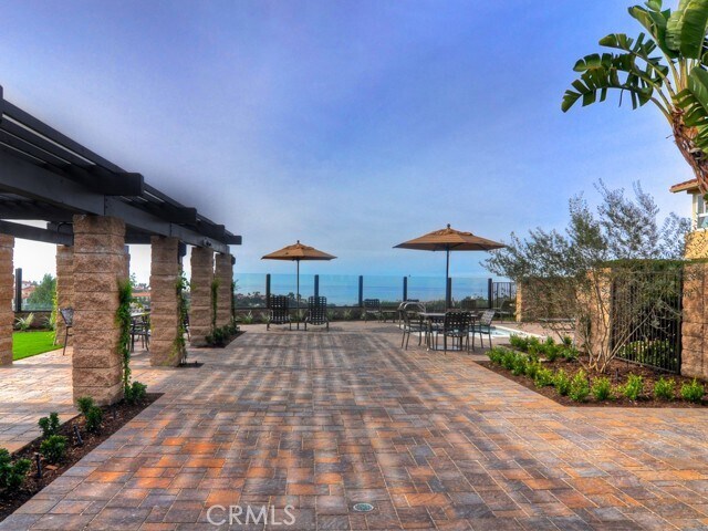 Building Photo - 48 Corniche Dr