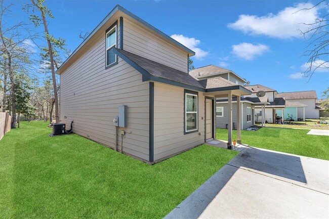Building Photo - 24624 Pools Creek Dr