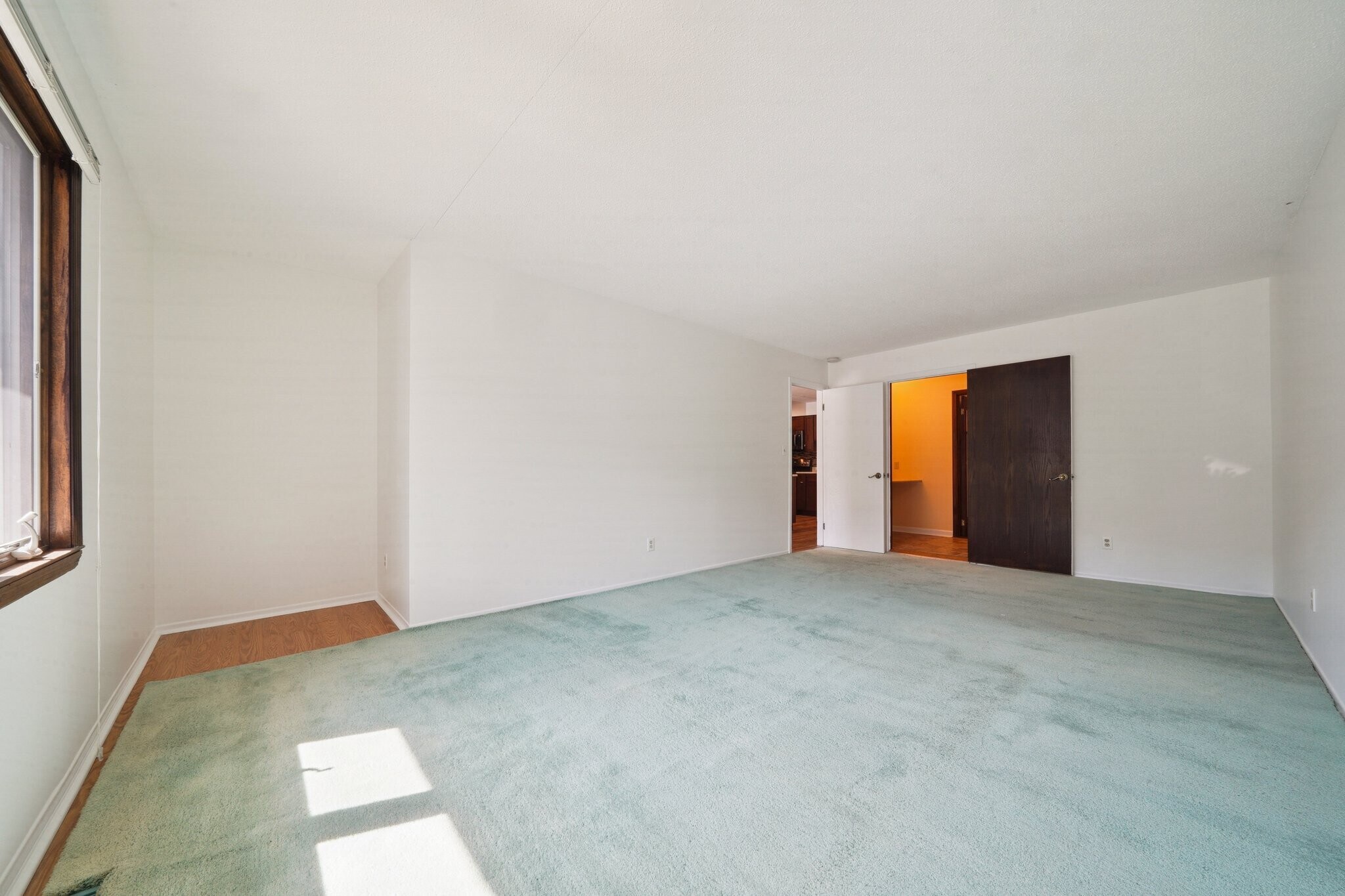 Building Photo - 61 Seaview Ave