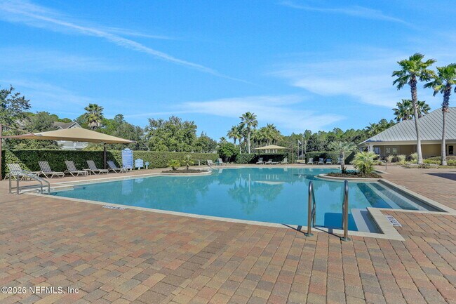 Building Photo - 211 Bonita Vista Dr