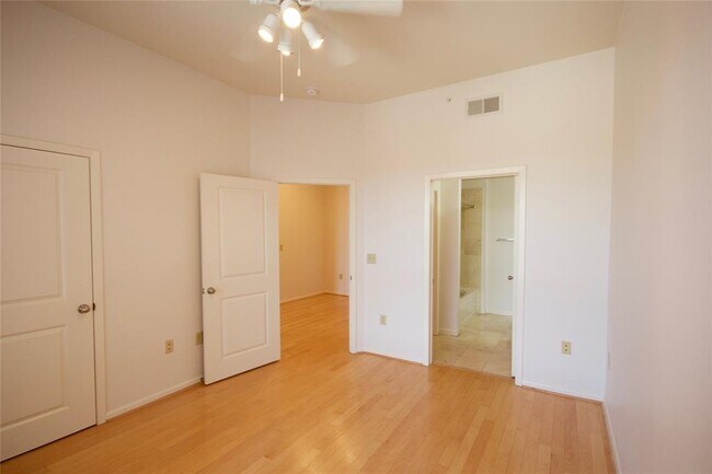 Building Photo - 3505 Sage Rd