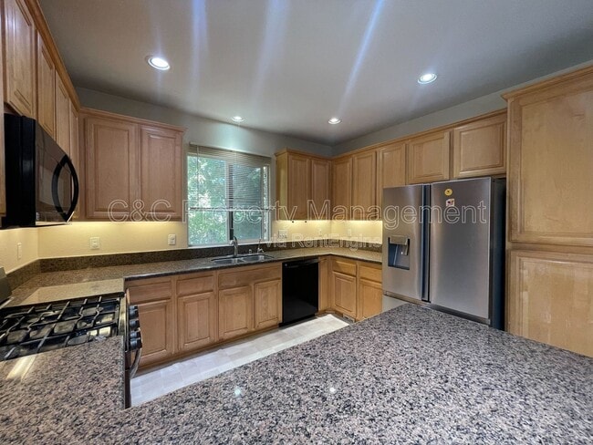 Building Photo - 389 Kentucky Ave