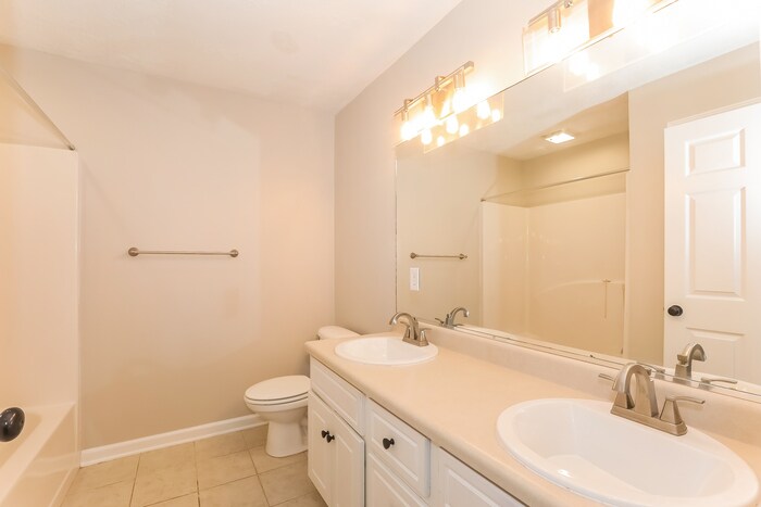 Building Photo - 1056 Grove Landing Ln