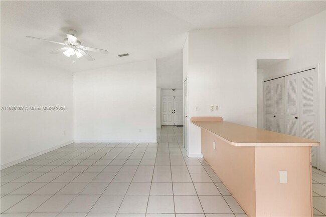 Building Photo - 1062 NW 134th Pl