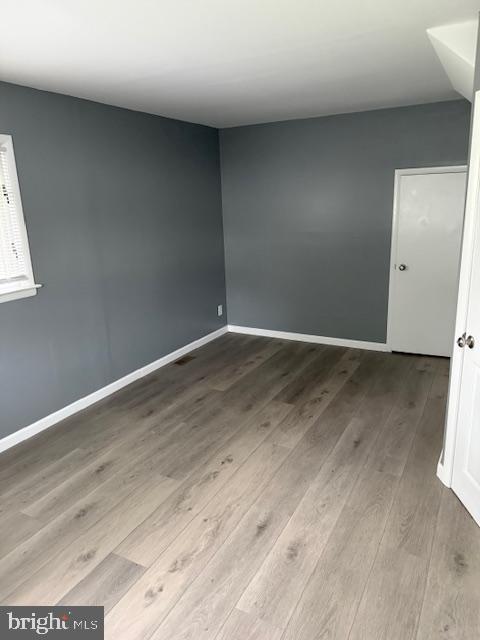 Building Photo - 236 Larchmont Dr
