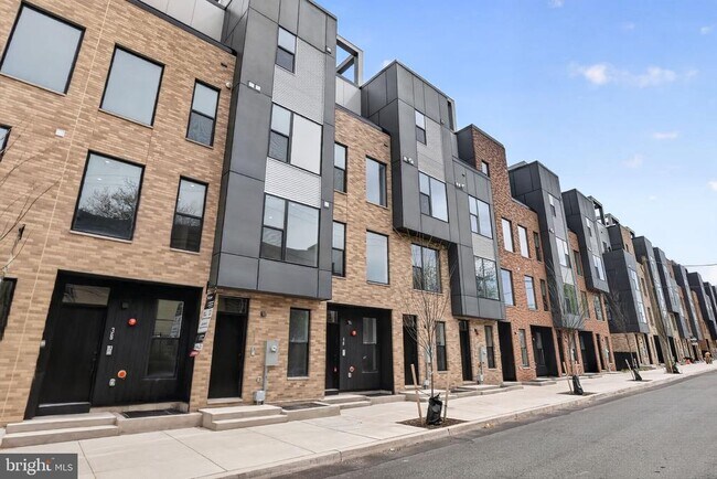 Building Photo - 635 N 7th St