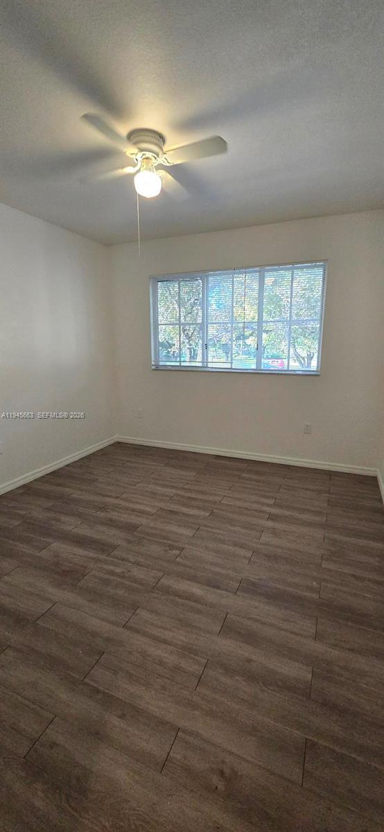 Building Photo - 2589 Centergate Dr