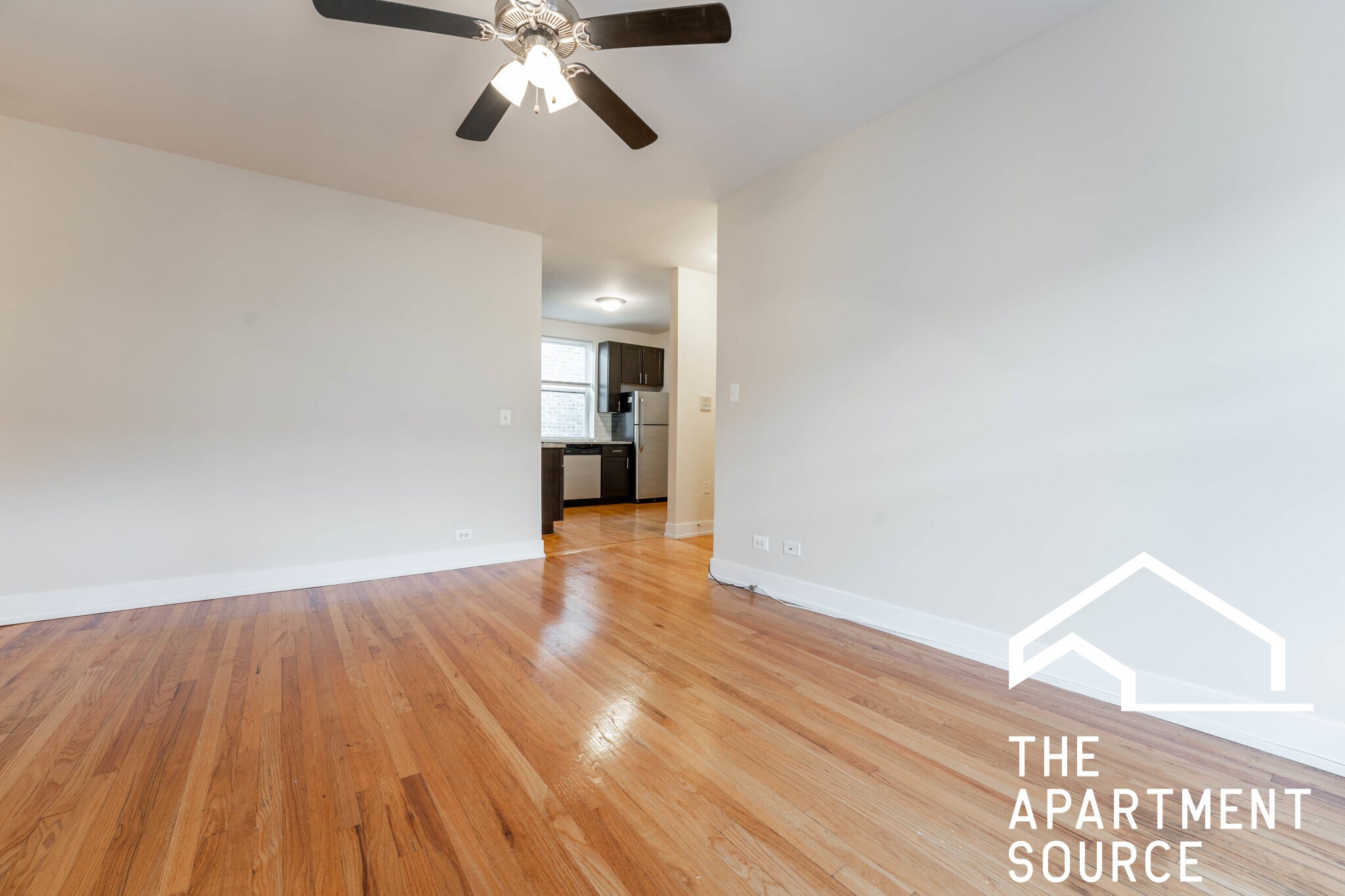 Building Photo - 4647 N Wolcott Ave