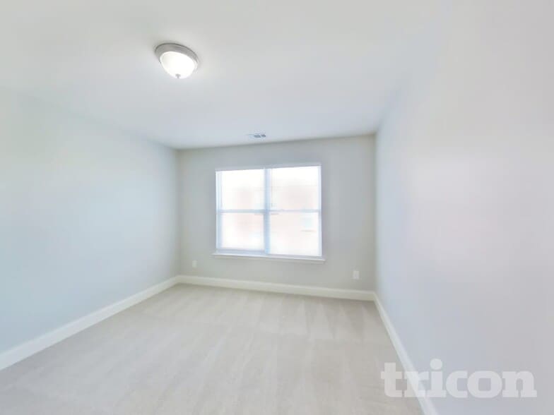 Building Photo - 1004 Abberley Cir