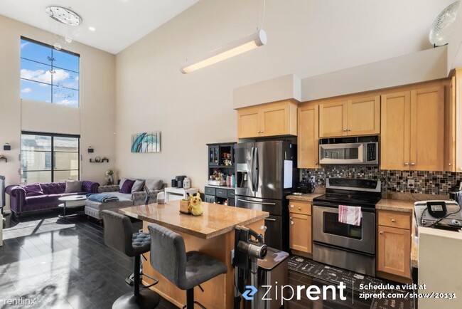 Building Photo - 2 br, 2 bath Condo - 800 North 8th Street,...