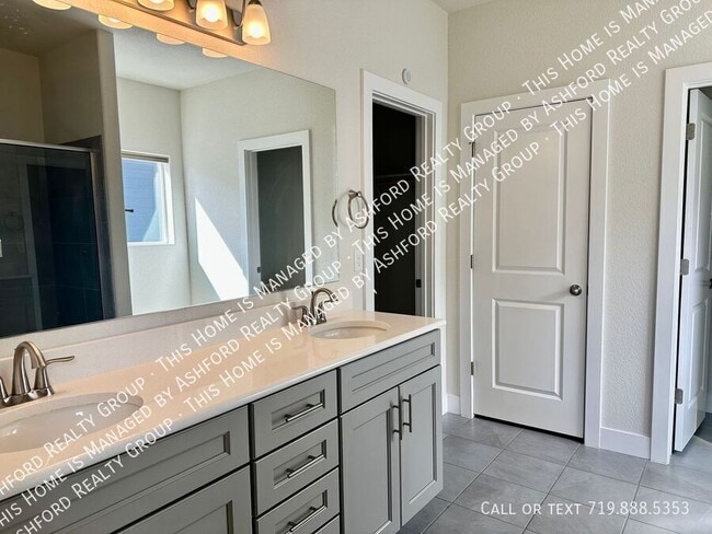 Building Photo - 8313 Noreen Falls Dr