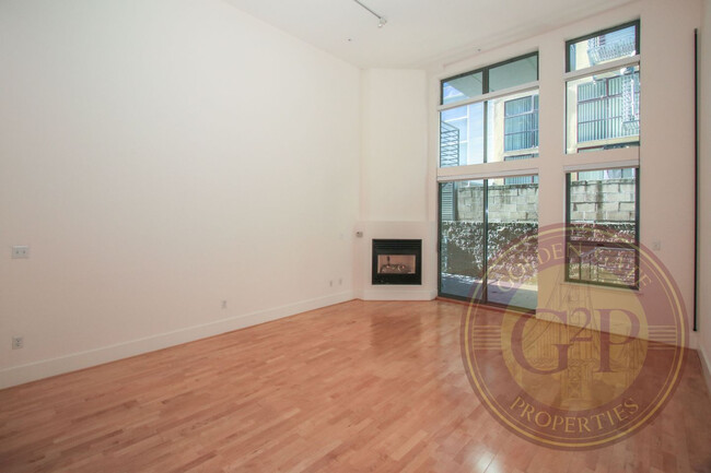 Building Photo - Dogpatch - 1 BR, 2 BA Loft 859 Sq. Ft. - 3...