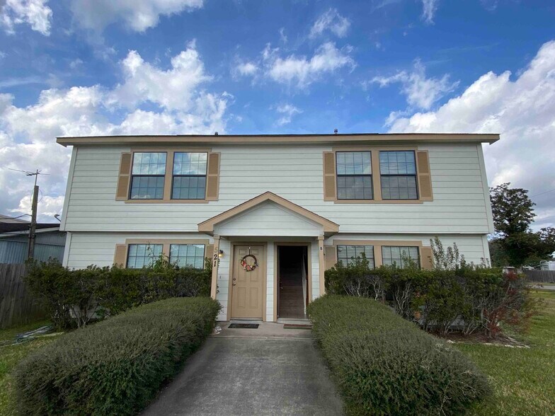 Building Photo - 521 E House St