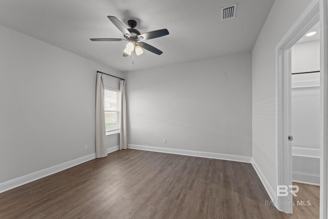 Building Photo - 21121 Yosemite Blvd