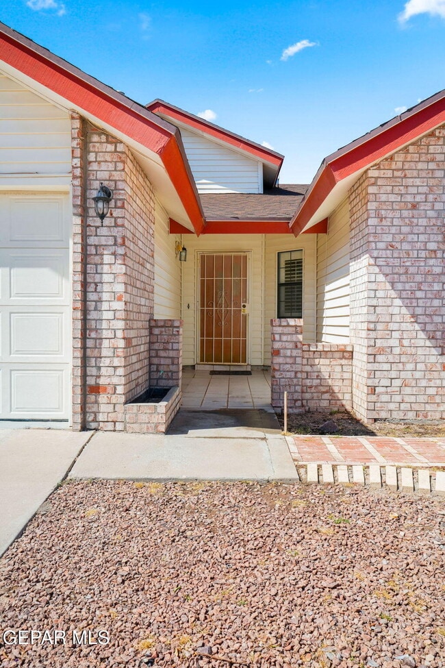 Building Photo - 568 Mogollon Cir
