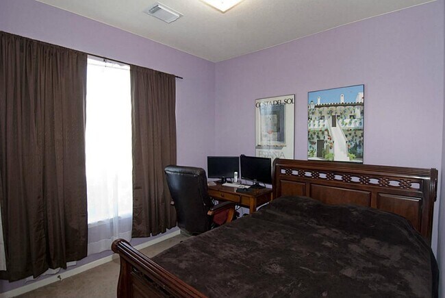 Building Photo - 6450 Applewood Forest Dr