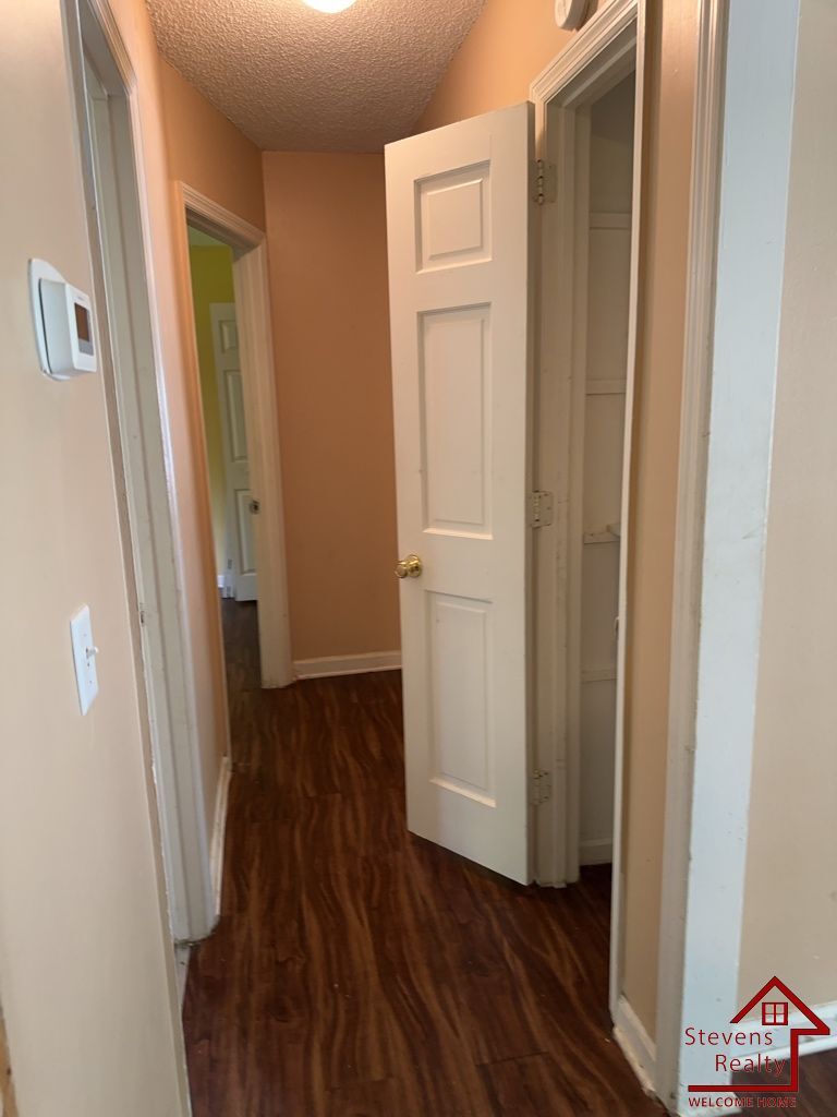 Building Photo - 4705 Metro Park Ln