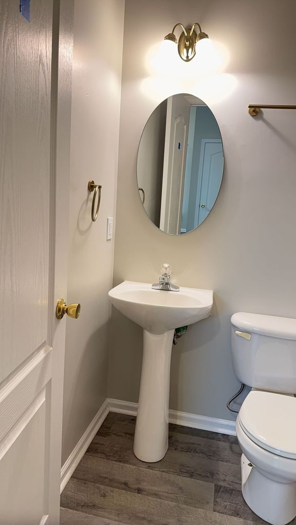 Building Photo - 3BR Townhouse Condo with Garage "ASK ABOUT OUR ZERO DEPOSIT"