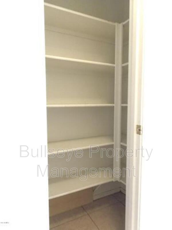 Building Photo - 2767 S Southwind Dr