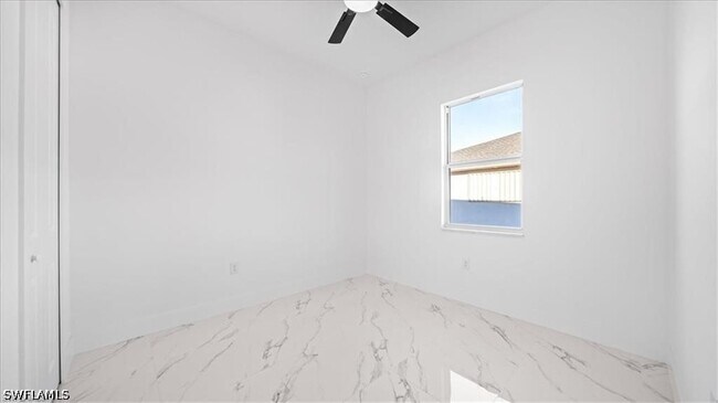 Building Photo - 1009-1011 NE 15th Ln