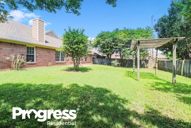 Building Photo - 8699 Old Post Rd